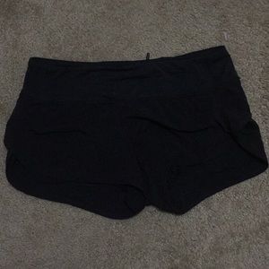 Lululemon black speed up shorts